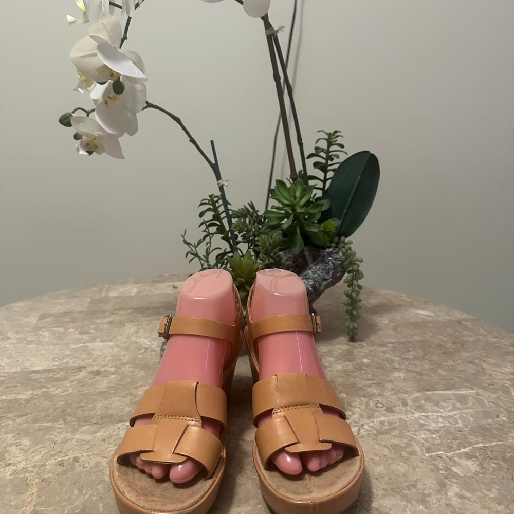 Korks By Kork-Ease Chunky Platform Sandals Tan LeatherAnkle Strap Buckle size 39